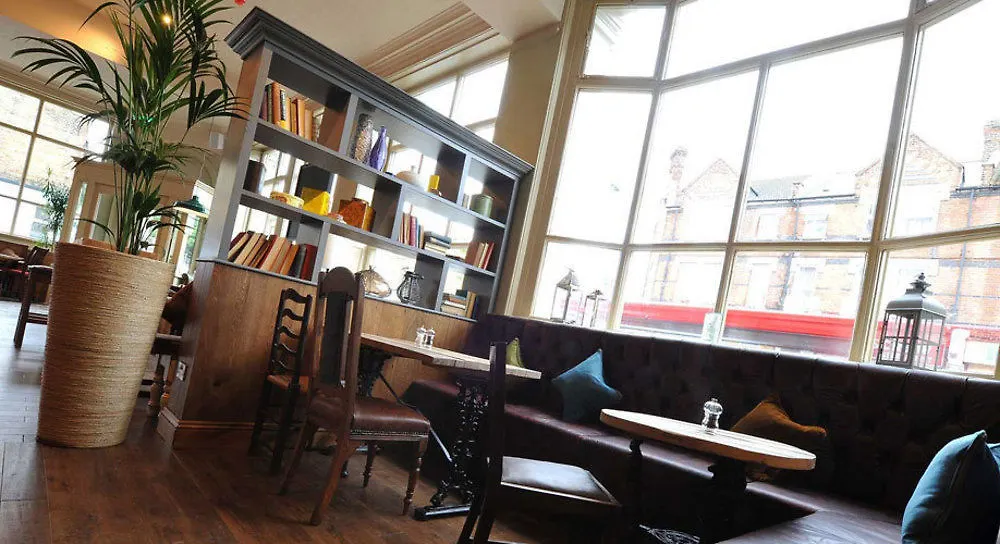 ***  The Station Hotel London United Kingdom